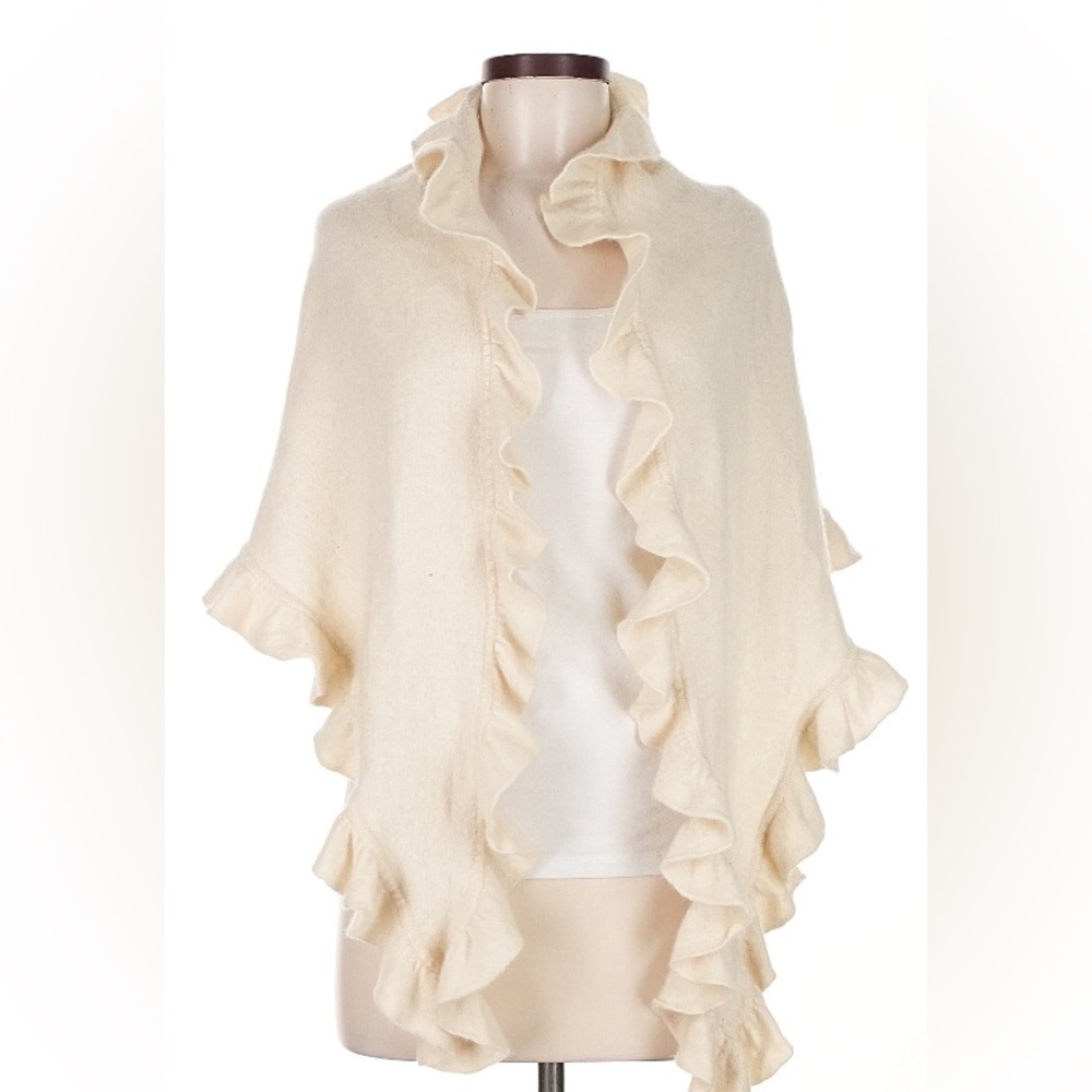 Minnie Rose ivory 100% cashmere ruffle wrap scarf cream